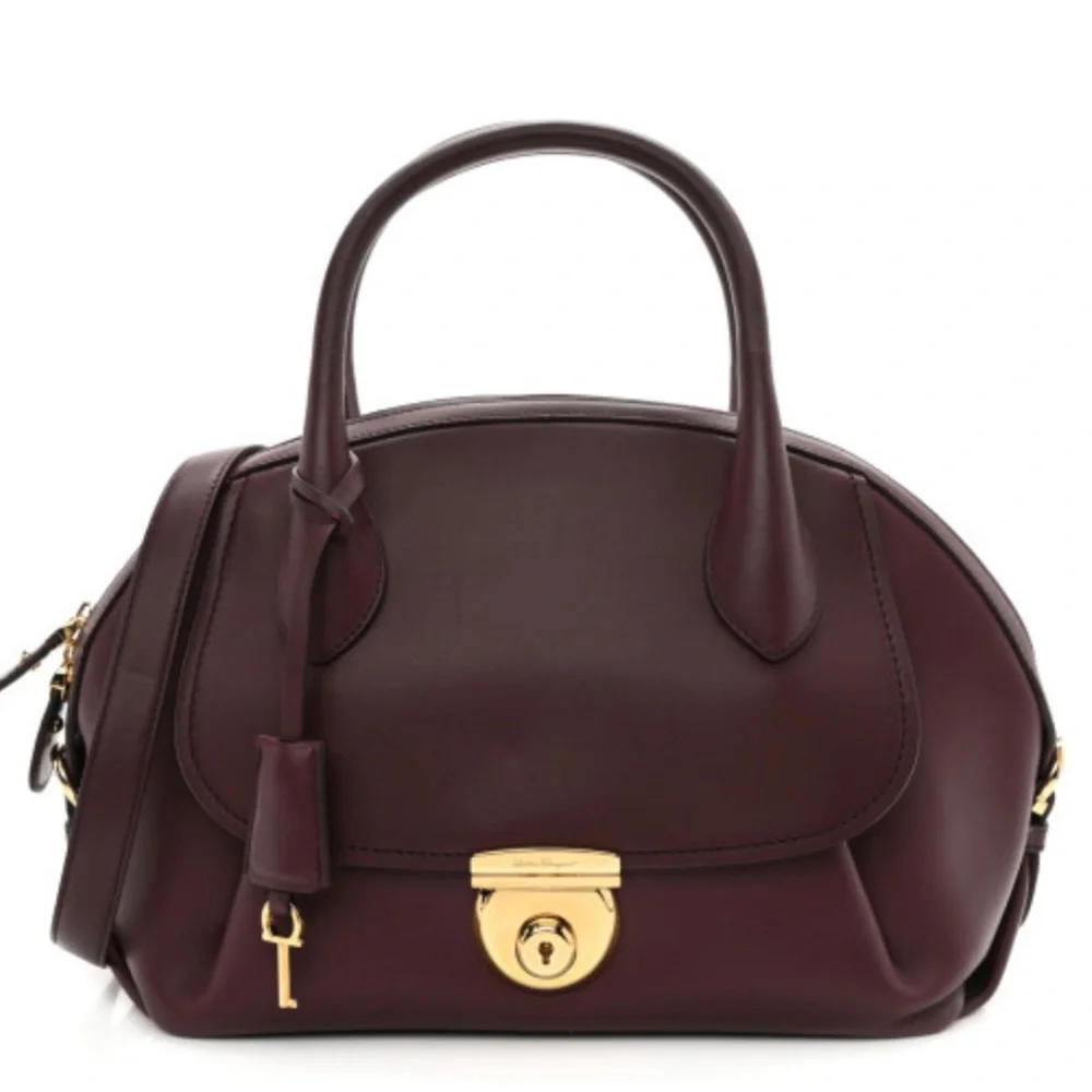 Handbag - Picture 1 of 13